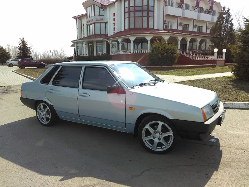 Lada (ВАЗ) 21099 2001