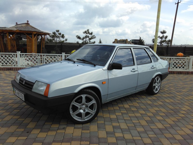 281 Кристалл 21099