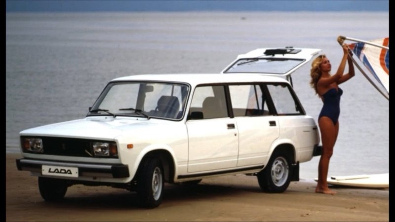 Реклама на ВАЗ 2104