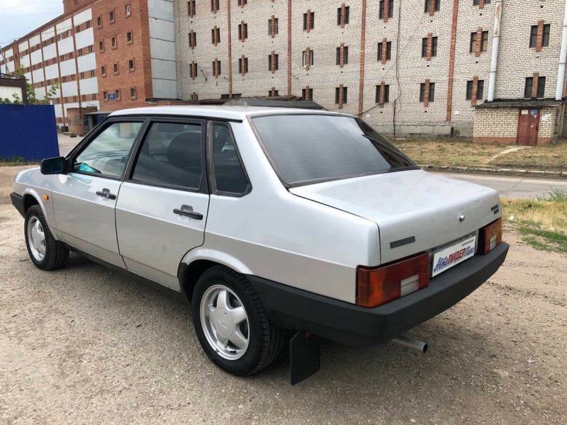 Лада Бриз 21099