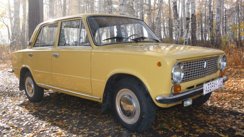 ВАЗ 21013 желтая