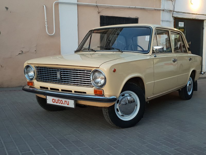 ВАЗ 2101 бежевая