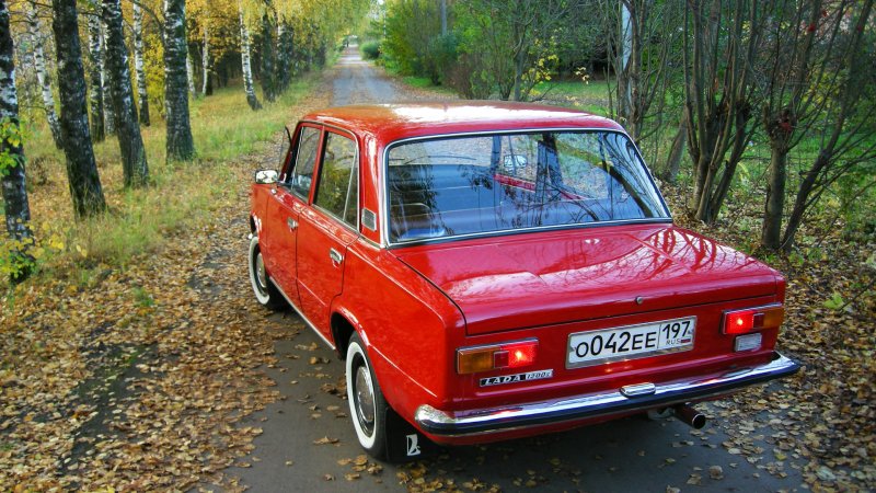 Жигули 21011
