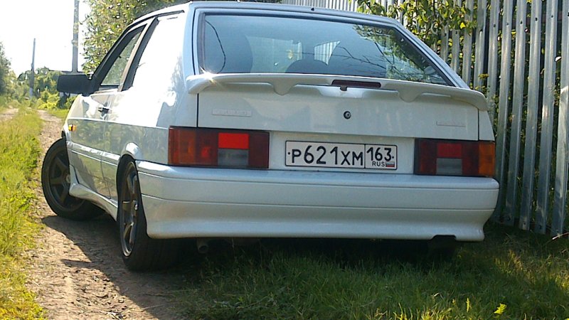 Лада 2114 зад