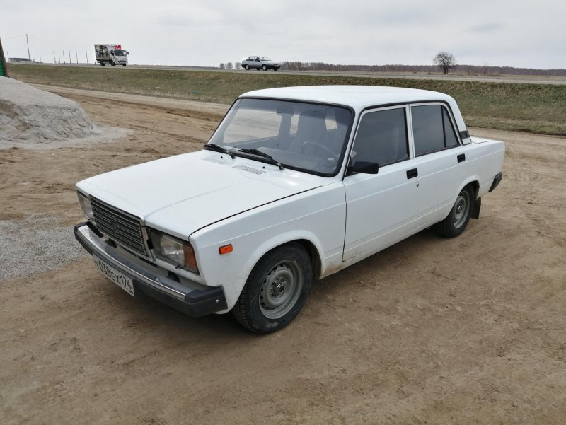 ВАЗ 2107 на 17 штампах