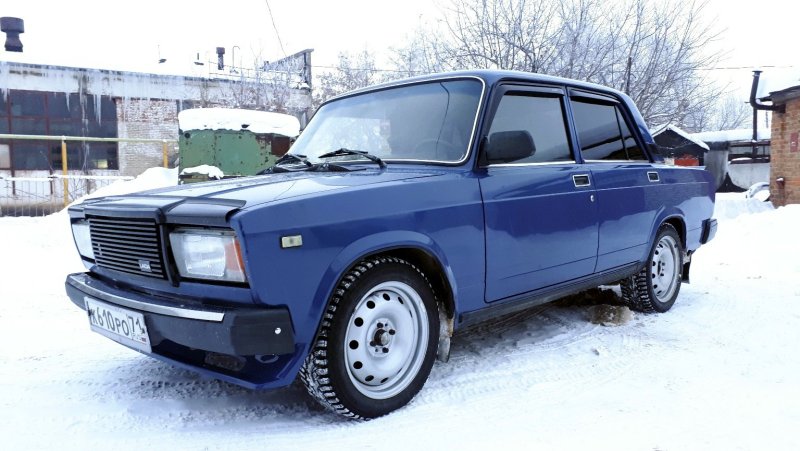 ВАЗ 2107 на штампах r15