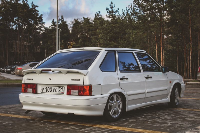 ВАЗ-2114 белая 100