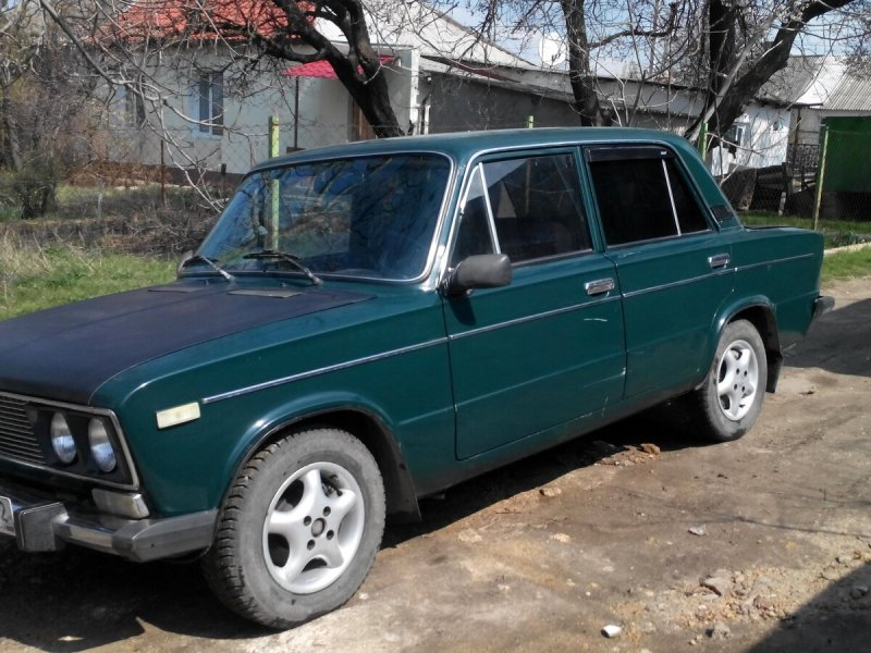 ВАЗ 2106 зеленая липа