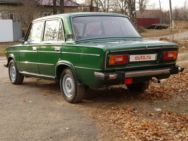 Зелёный ВАЗ 2106 Жигули