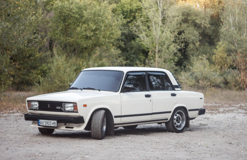 Lada 21053