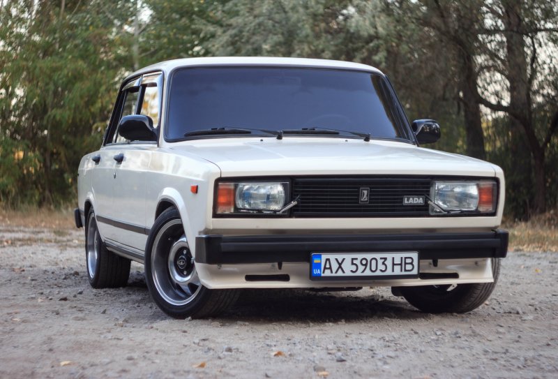 Лада 2105 1990 года Drive