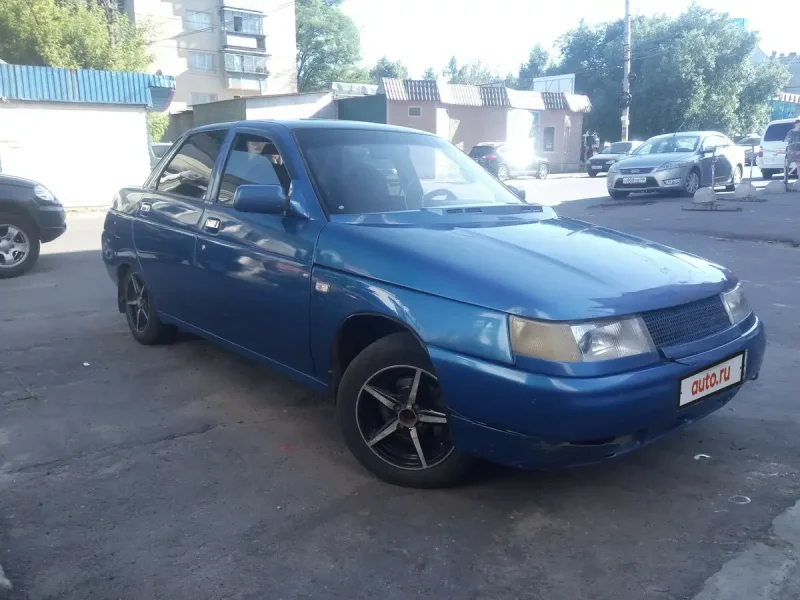 ВАЗ 2110 синяя на Tech line