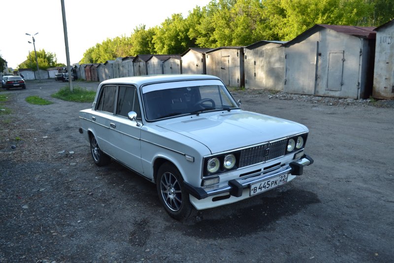 ВАЗ 2106 вишневый металлик