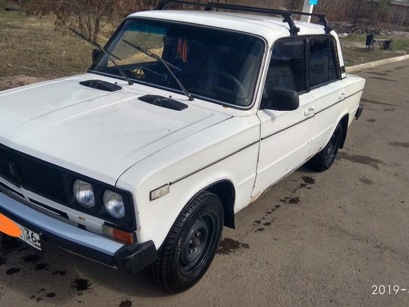 Синяя ВАЗ 2106 Боевая классика