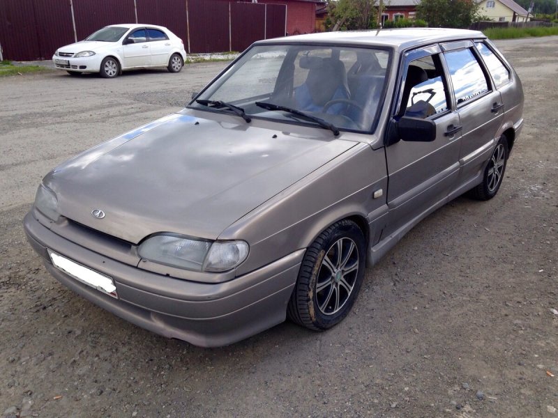 ВАЗ 2114 цвет серебристо коричневый