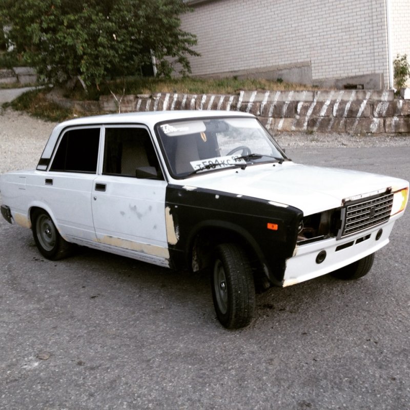 ВАЗ 2107 автош с флагом Азербайджана