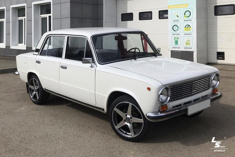 ВАЗ 2101 r15