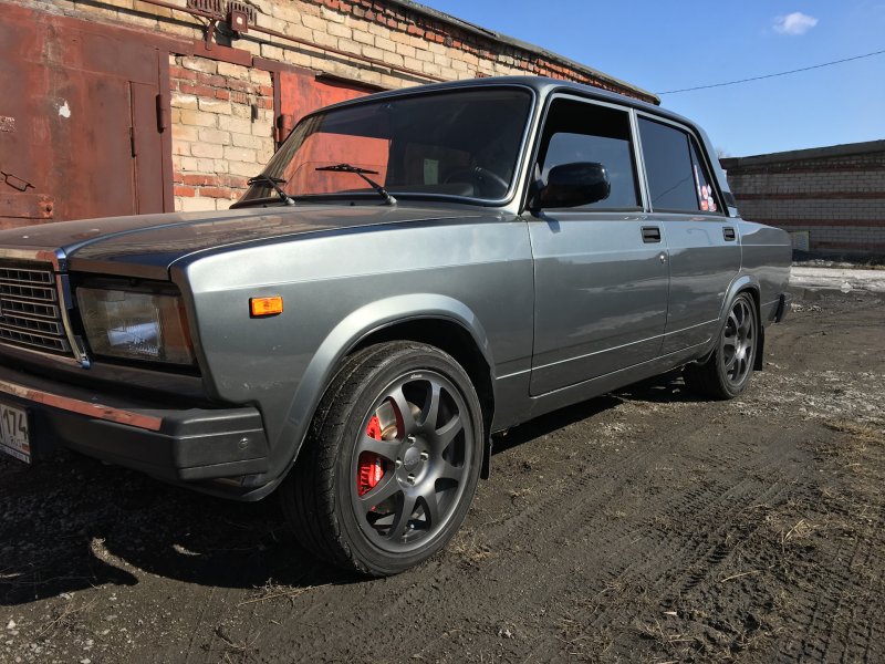 ВАЗ 2107 r15