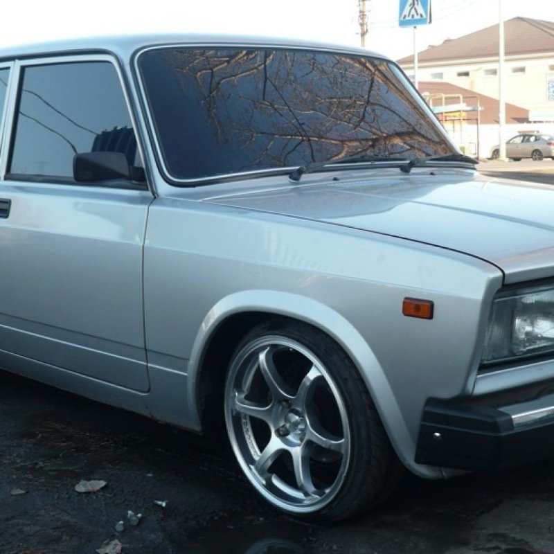 ВАЗ 2107 р15
