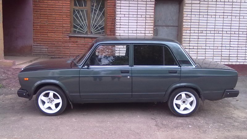ВАЗ 2107 r16