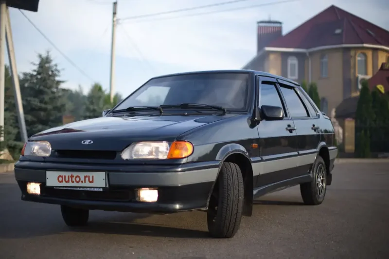 ВАЗ 2115 седан чёрный