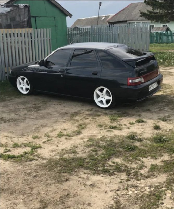 ВАЗ 2112 черная r 16