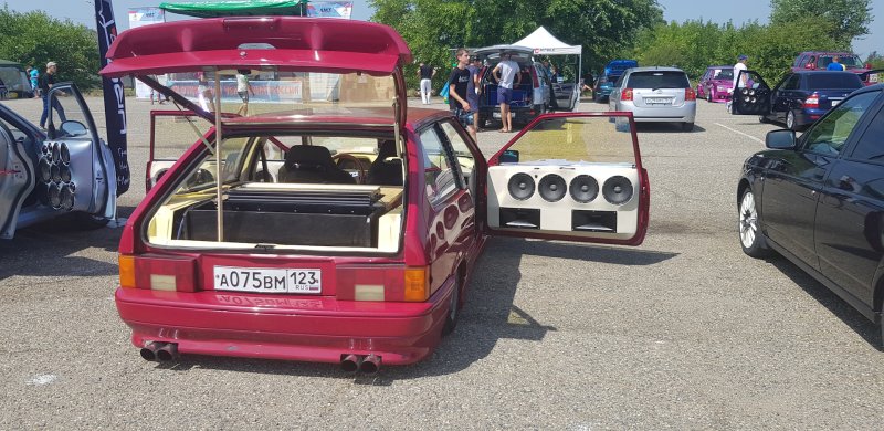 ВАЗ 2109 С автозвуком