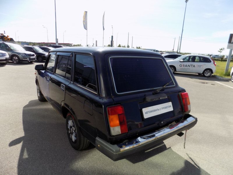 Лада ВАЗ 2104 2011 черная