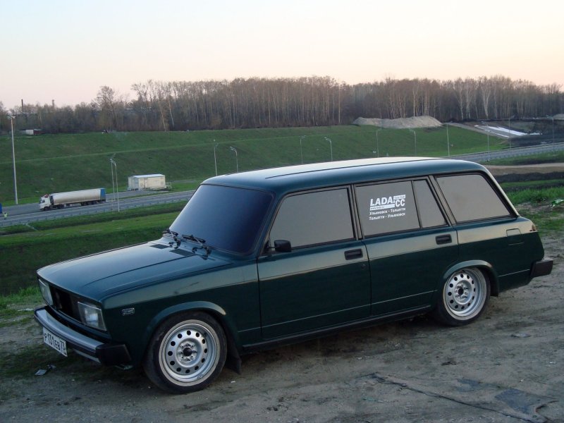 Тюнингованный ВАЗ 2104