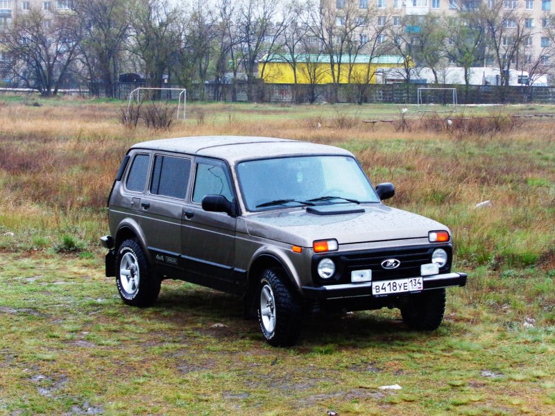 Лада Нива ВАЗ 2131