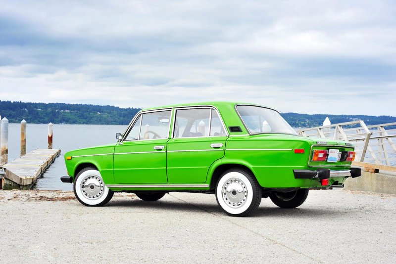Lada 2106