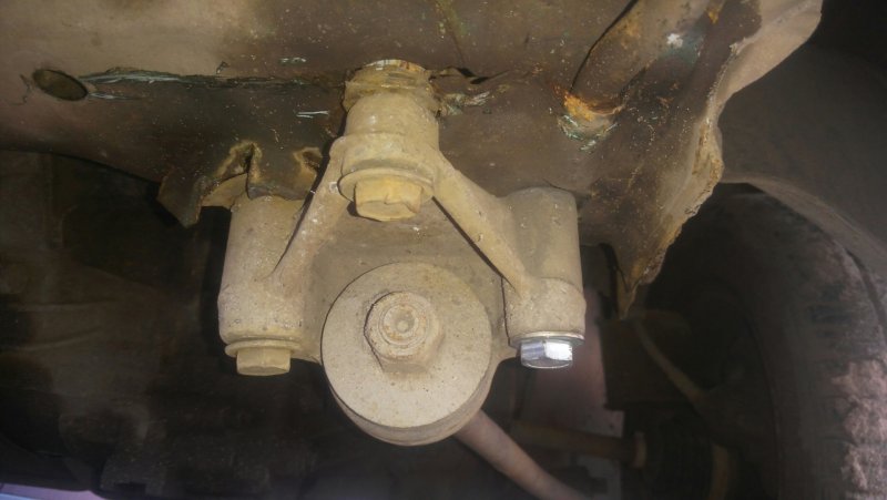 ВАЗ 2114 вырвало передний болт краба