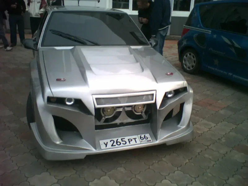 ВАЗ 2109 черная