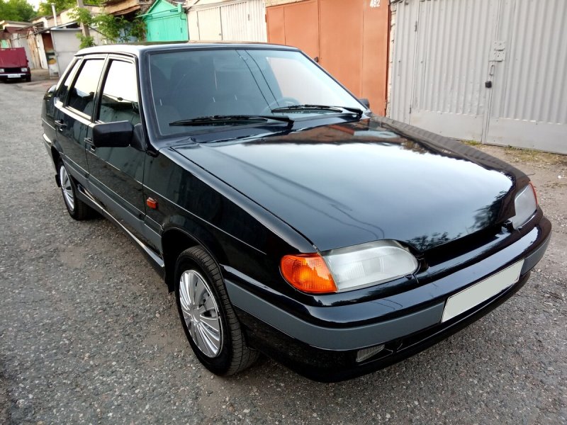 ВАЗ 2115 черная