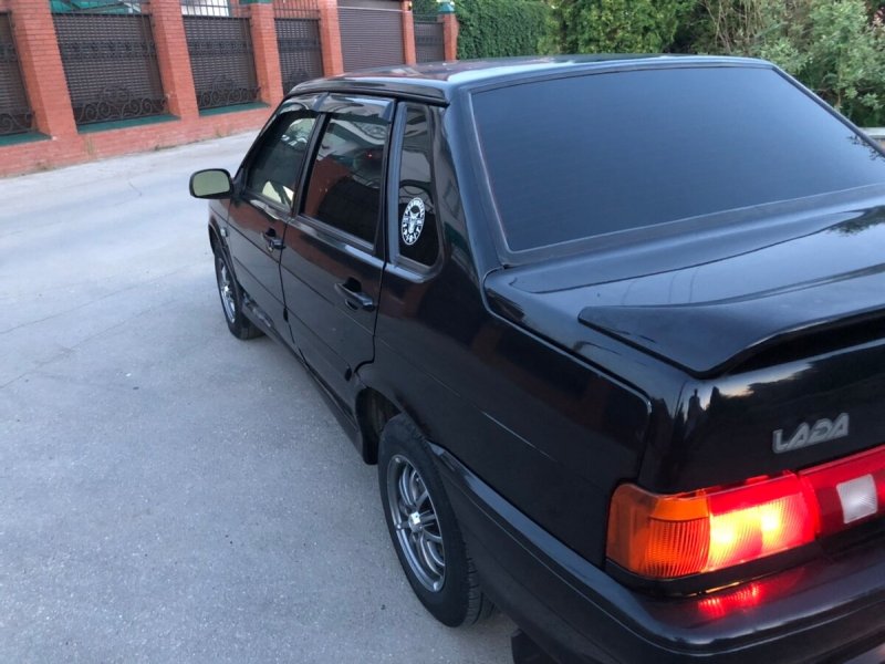 ВАЗ 2115 темно