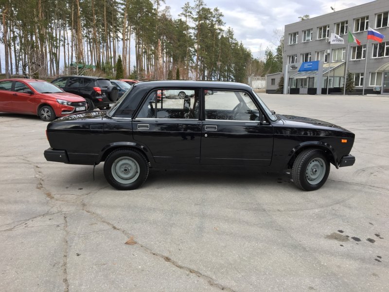 Лада 21054