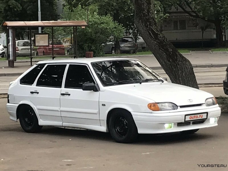 Лада 2114 белая