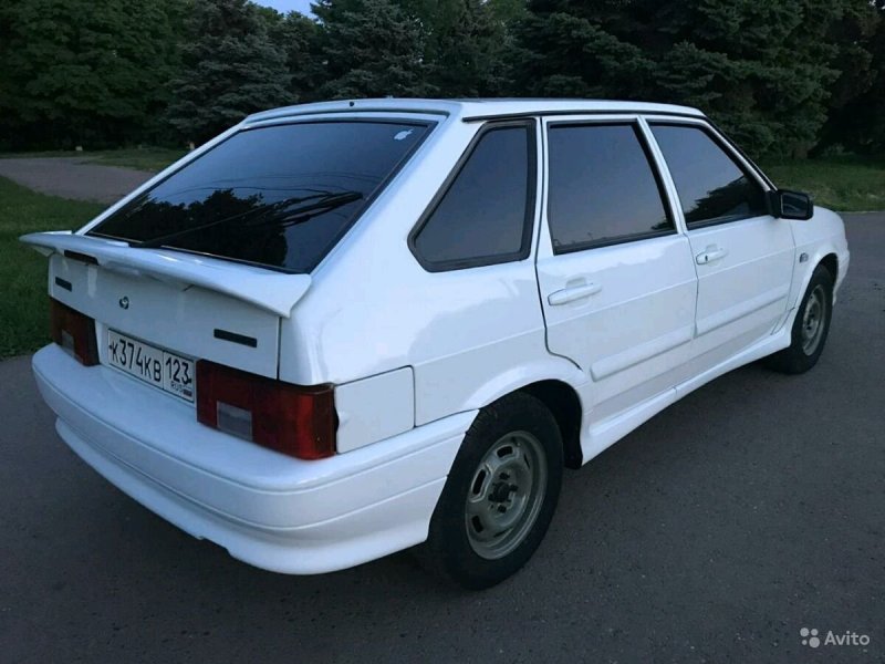 ВАЗ 21 14 белая номер 210