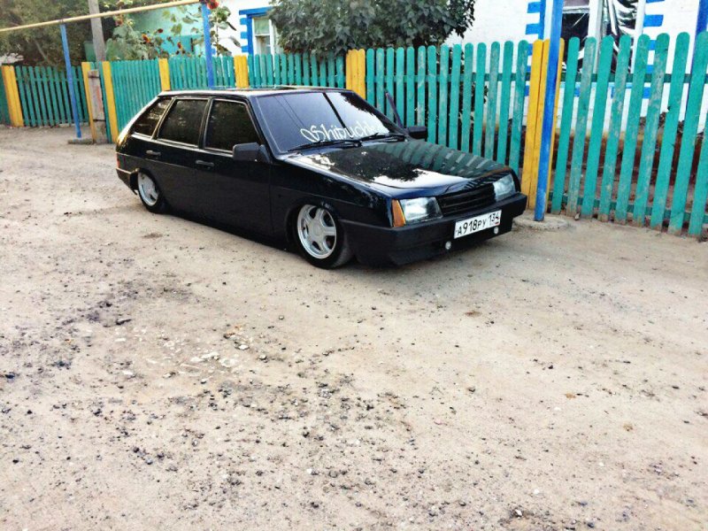 ВАЗ 2109 на торусах r16