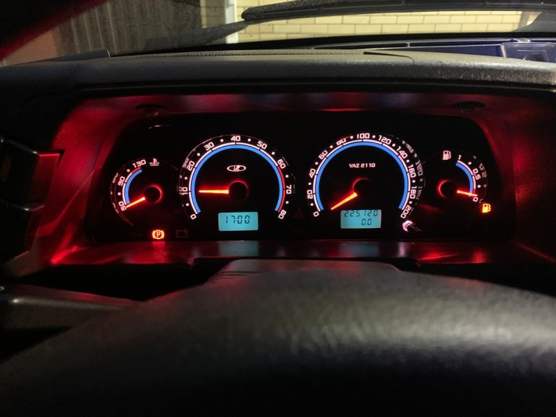Lada 2114 приборная панель