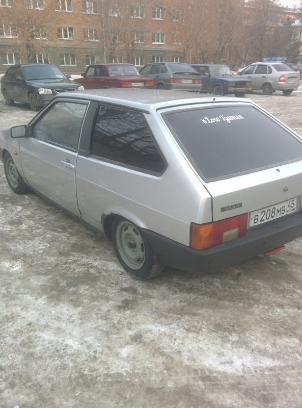 ВАЗ 21099 черная на торусах r17