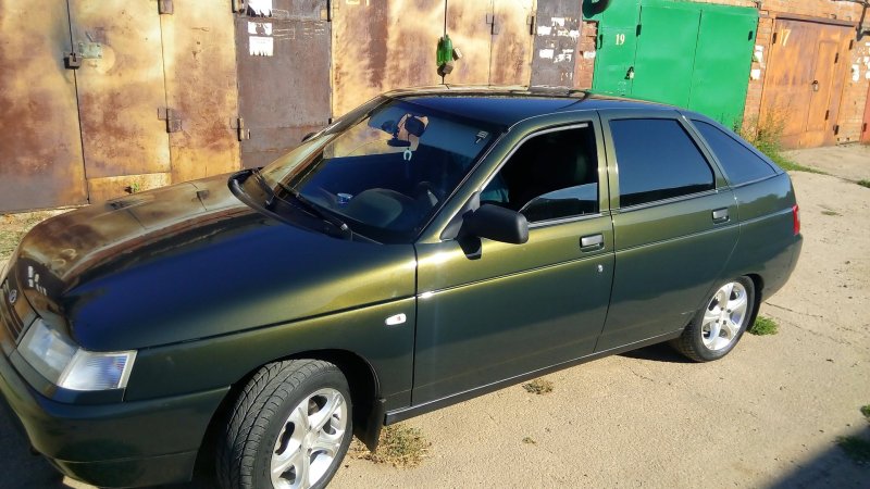 ВАЗ 2110 золото инков