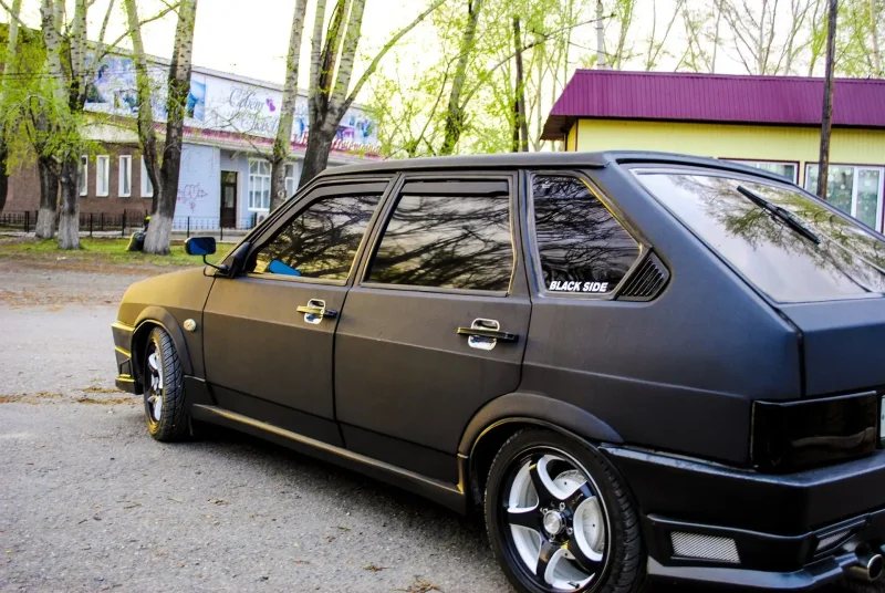 ВАЗ 2109 черная