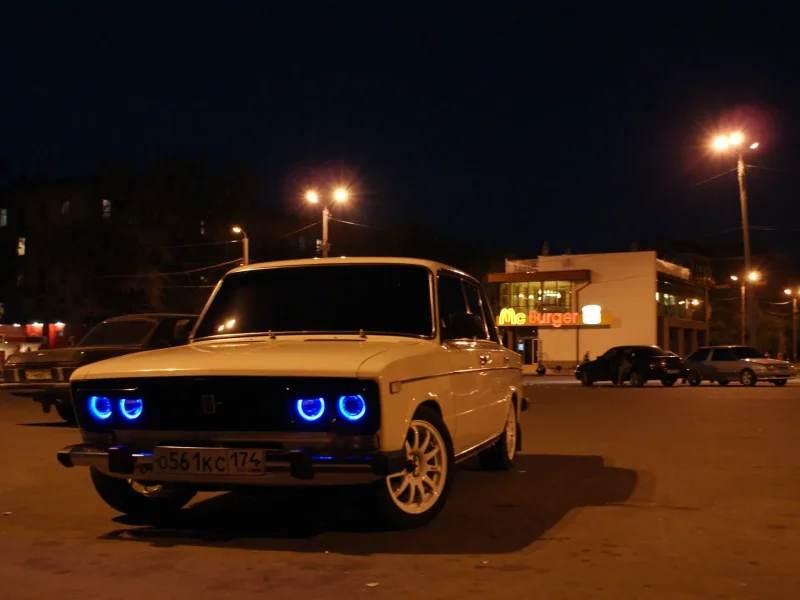 ВАЗ 2107 белая тонированная