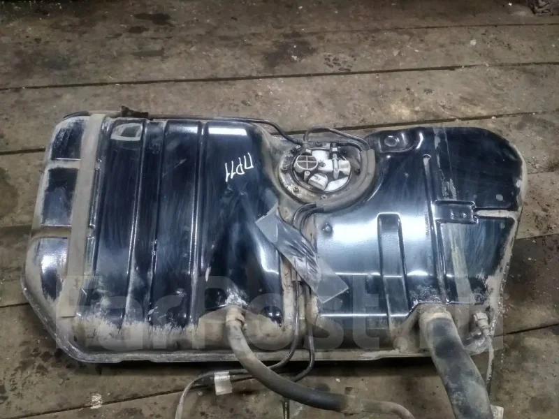 Топливный бак ВАЗ 2114 1.6