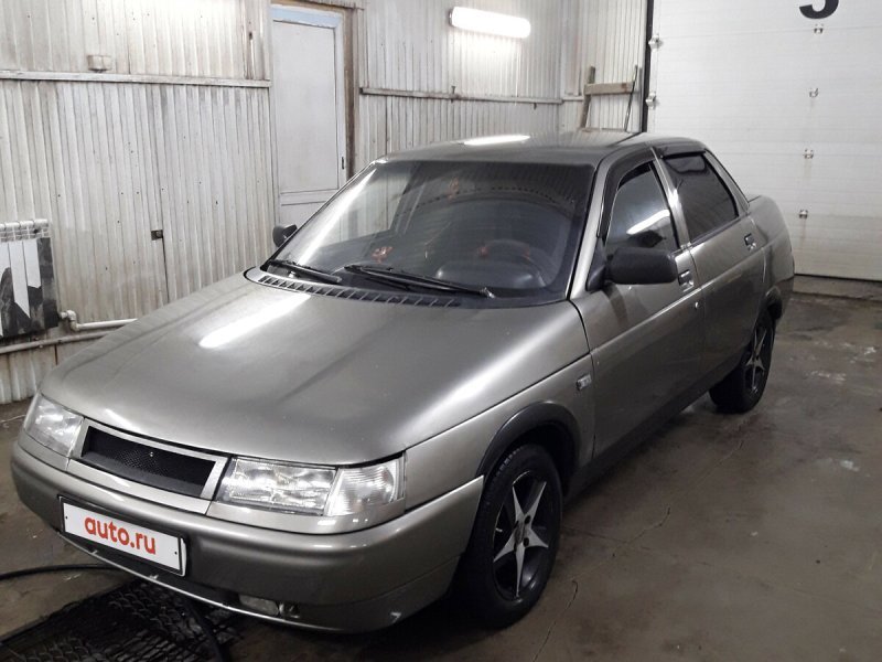 ВАЗ 2110 чёрные штампы цвет Папирус