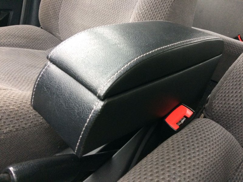 Подлокотник Лада 2114