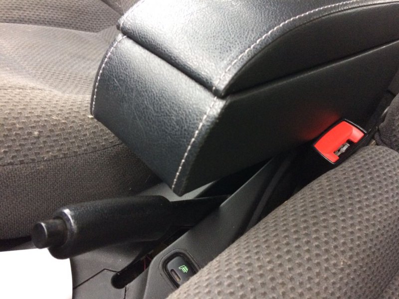 Подлокотник ВАЗ 2109