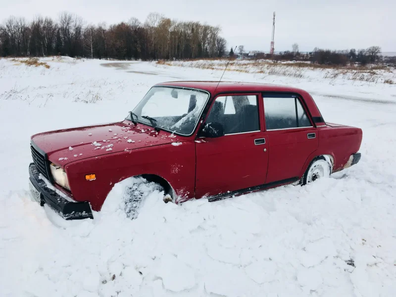 Красная ВАЗ 2107 дрифт