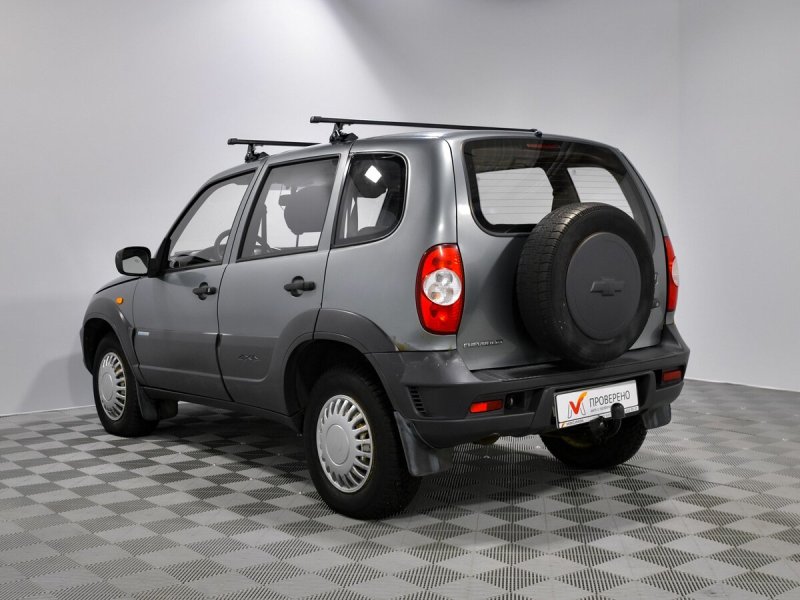 Lada Niva Chevrolet